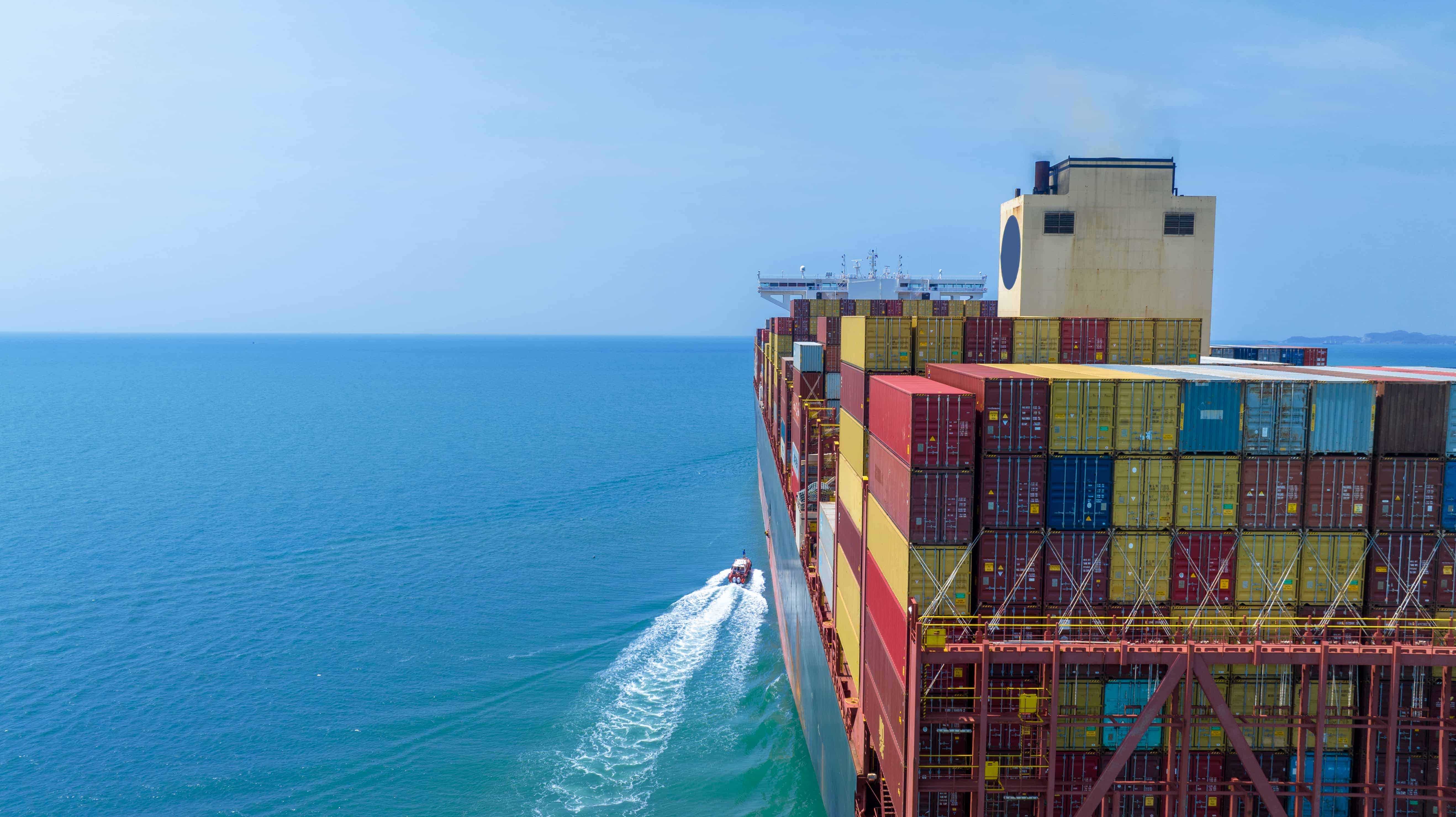 بدء التشغيل التجريبي لمحطة البحر الأحمر لتداول الحاويات رقم 1 بميناء السخنة